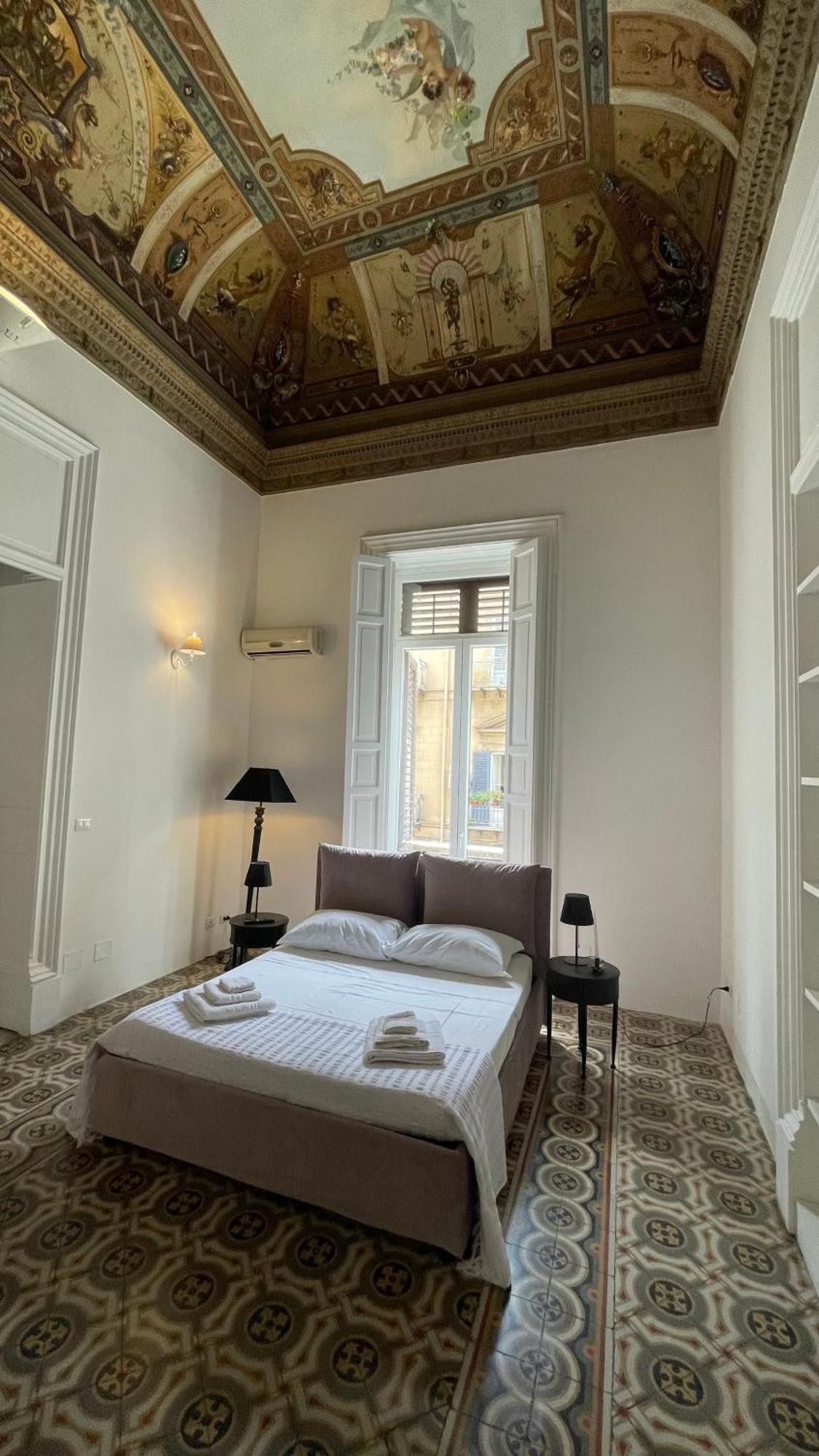 Donnafrancaflorio Hotel Palermo Exterior photo